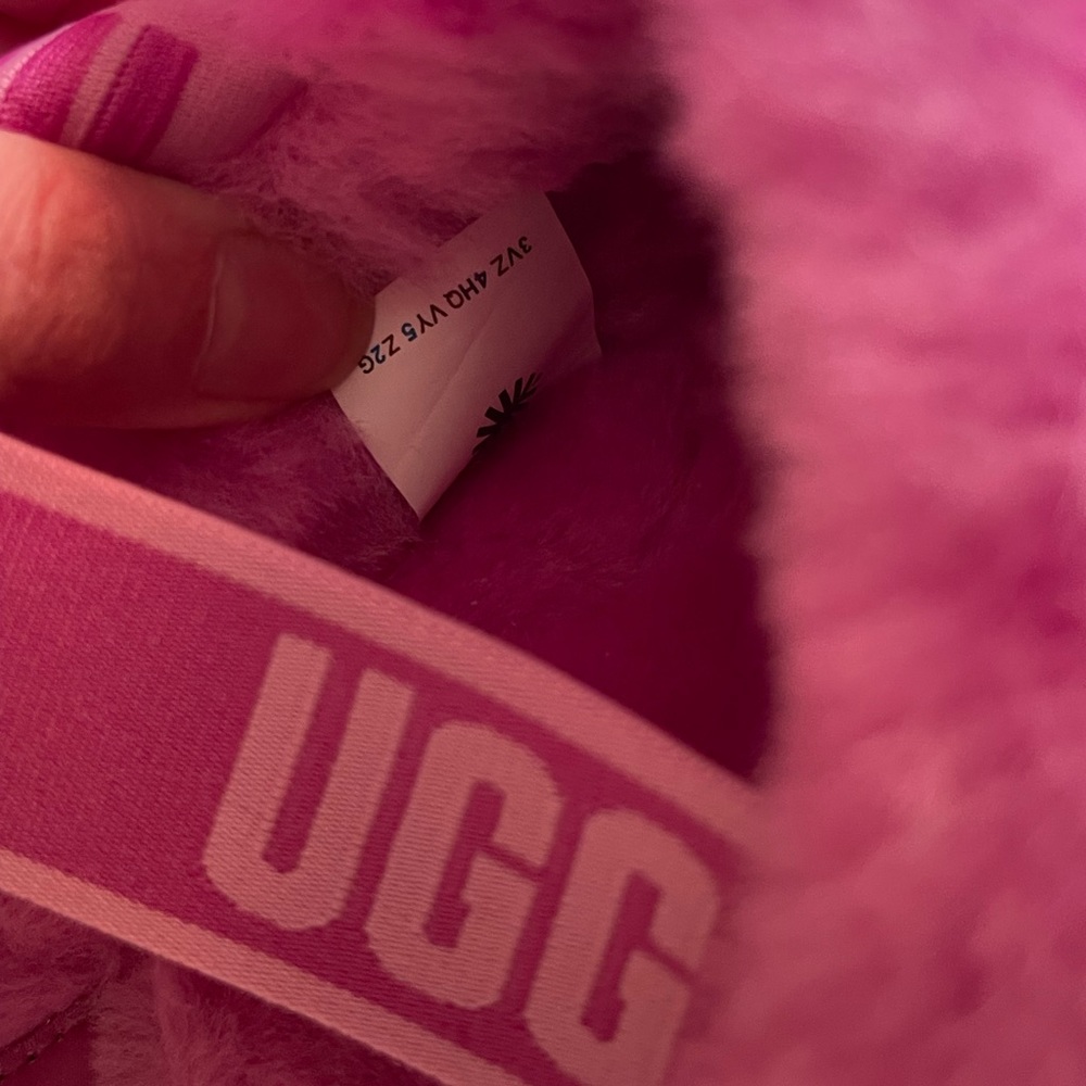 ❌SOLD OUT❌🌸💓New with tags 🌸💓 Ugg Women's
Funkette size 10 - Picture 12 of 15
